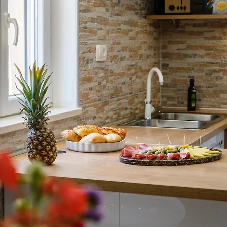 Darka 3 Apartamento