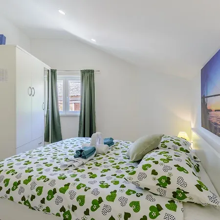 Apartamento Darka 3 *